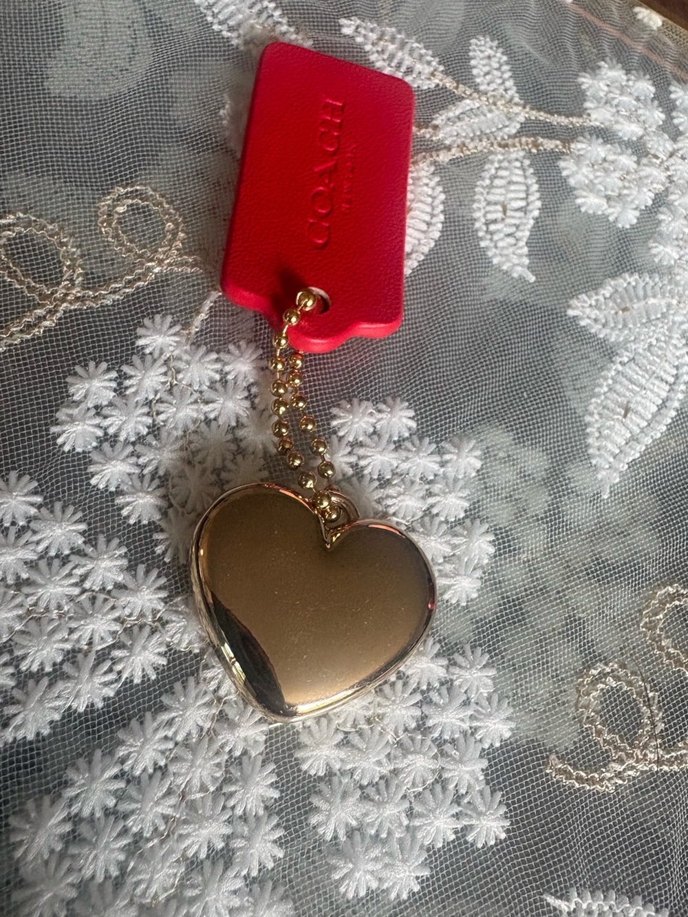 Coach Red & Gold Heart Bag Charm Keychain Key Ring New - Picture 5 of 7